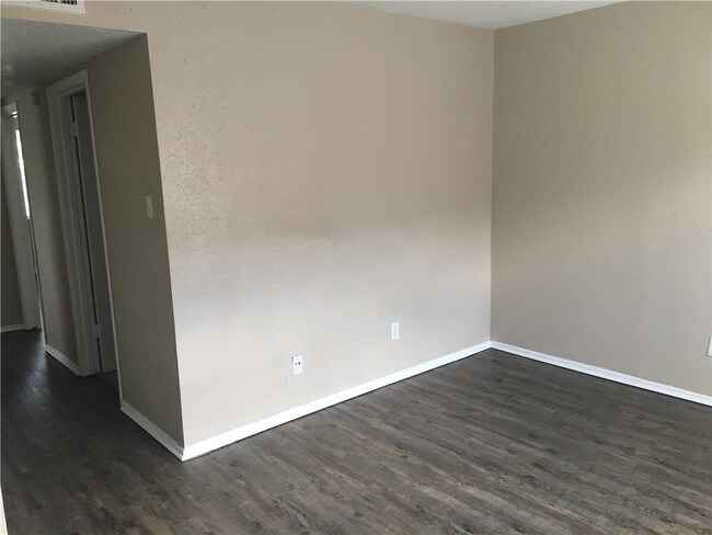 307 E 31st St-Unit -208 in Austin, TX - Building Photo - Building Photo