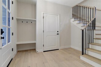 2206 Lou Ellen Ln in Houston, TX - Building Photo - Building Photo