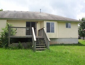 3305 W Raynell St in Springfield, MO - Building Photo - Building Photo