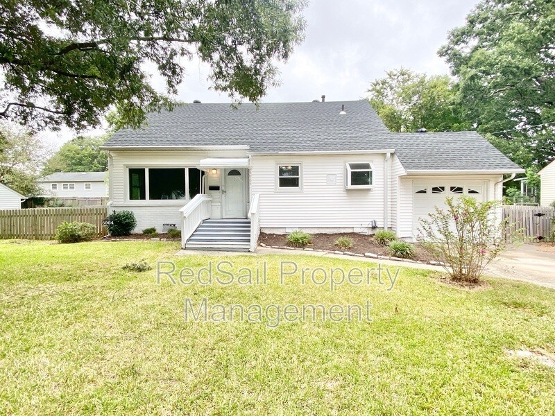 5964 Lockamy Ln in Norfolk, VA - Foto de edificio