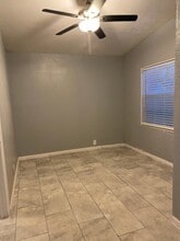 418 E 1st St in Deer Park, TX - Foto de edificio - Building Photo