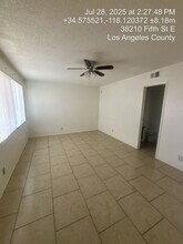 38210 5th St E in Palmdale, CA - Building Photo - Building Photo