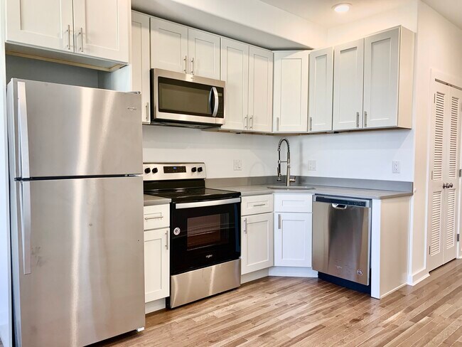 2150 N Franklin St in Philadelphia, PA - Building Photo - Building Photo