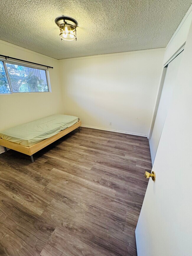 14903 S Normandie Ave, Unit 115 in Gardena, CA - Building Photo - Building Photo