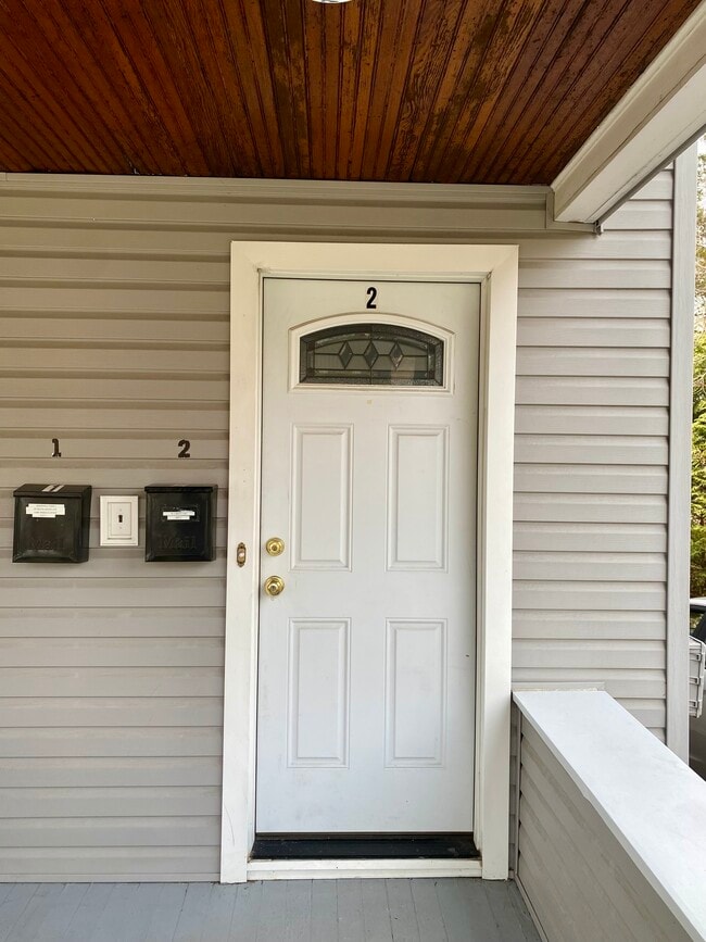 26 S Maple Ave, Unit 2 in Park Ridge, NJ - Foto de edificio - Building Photo