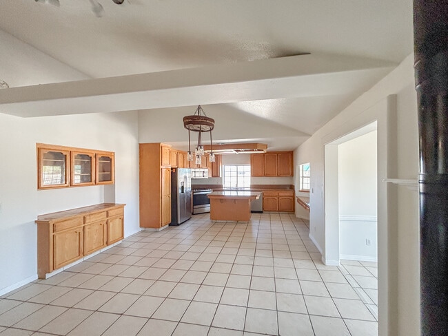 21850 101st St in California City, CA - Building Photo - Building Photo