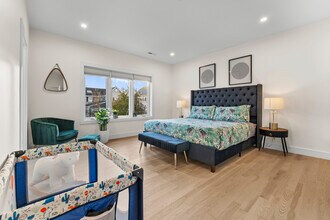 24 Bolton St in Waltham, MA - Building Photo - Building Photo