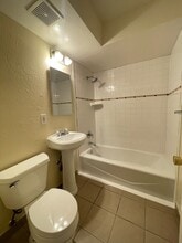 630-644 Lincoln Rd E, Unit 614 Lincoln Road East in Vallejo, CA - Foto de edificio - Building Photo