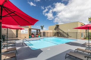 Woodland Hills in Chula Vista, CA - Building Photo