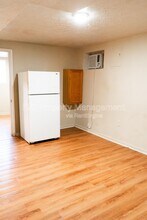 121 Pruett Pl in Knoxville, TN - Building Photo - Building Photo