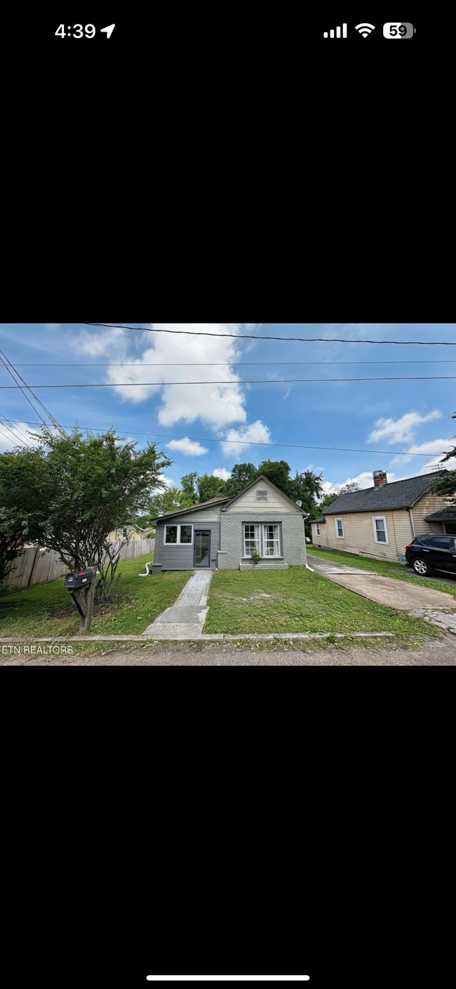 1931 Wilkins St in Knoxville, TN - Building Photo - Building Photo