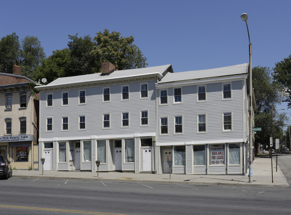 City Terrace Apartments in Newburgh, NY - Building Photo