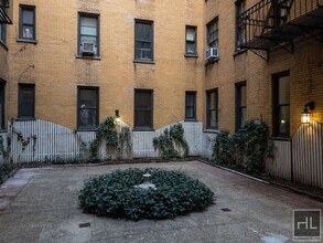 WEST 45 STREET, Unit 2E in New York, NY - Building Photo - Building Photo