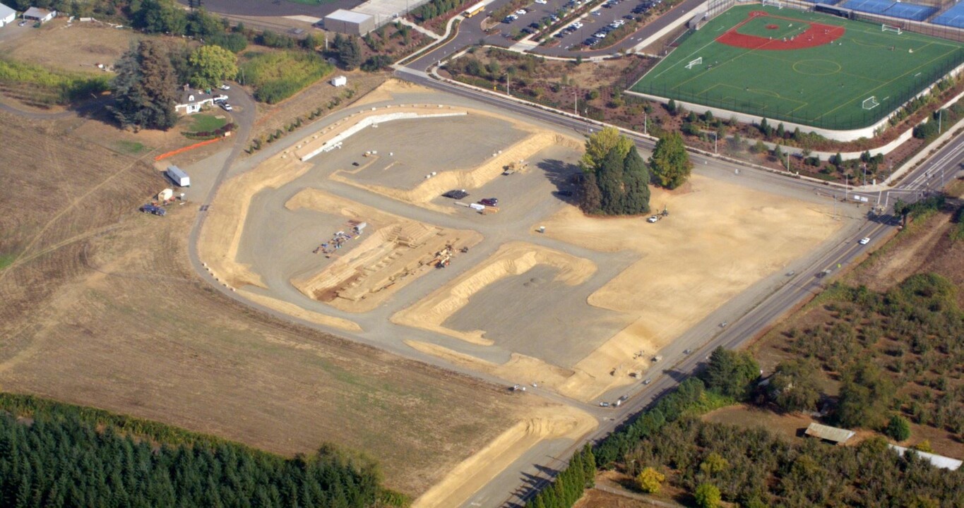 Amity Orchards in Beaverton, OR - Foto de edificio