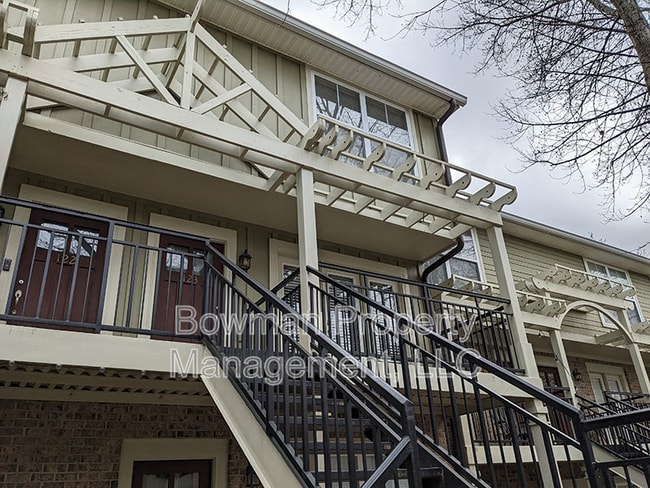 property at 660 S Barnett Shoals Rd