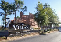 Building Photo - The Villas on Cantrell Apartments in Little Rock, Arkansas
