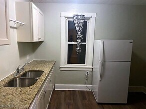 429 Stinaff St in Kent, OH - Building Photo - Building Photo