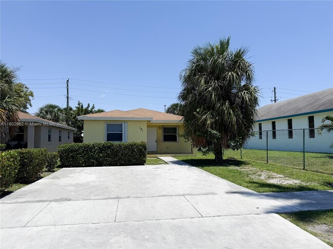 property at 181 NE 35th Ct