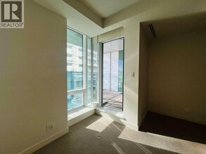 6611 Pearson Wy in Richmond, BC - Building Photo - Building Photo