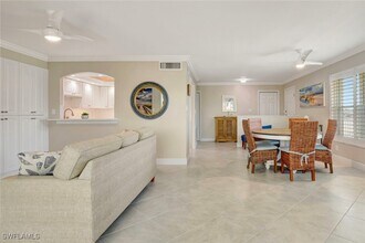 2880 Gulf Shore Blvd N in Naples, FL - Building Photo - Building Photo
