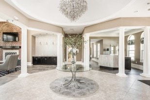 The Avenue at Polaris Apartments