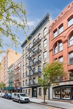 274 Mott St in New York, NY - Building Photo - Primary Photo