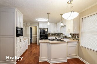 600 Inglenook Dr SW in Lawrenceville, GA - Building Photo - Building Photo