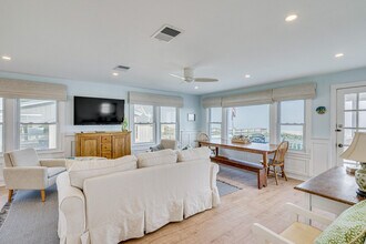 1718 S Fletcher Ave in Fernandina Beach, FL - Building Photo - Building Photo