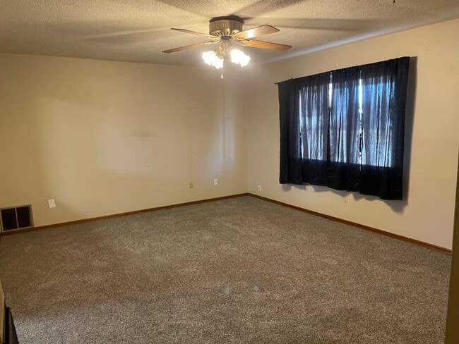 1703 10th St in Perry, OK - Building Photo - Building Photo