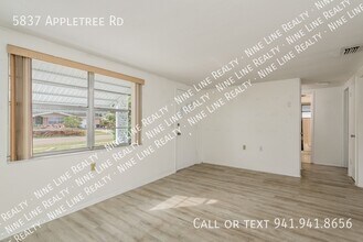 5837 Appletree Rd in Holiday, FL - Building Photo - Building Photo