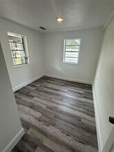 3417 W St Conrad St, Unit A in Tampa, FL - Building Photo - Building Photo