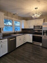 5 Mack Dr in Colonie, NY - Foto de edificio - Building Photo