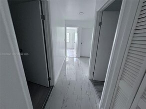 15720 NW 44th Ct in Opa Locka, FL - Building Photo - Building Photo