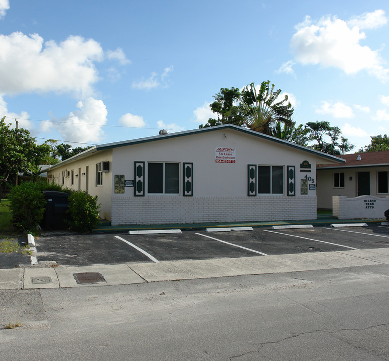 405 SE 20th St in Fort Lauderdale, FL - Building Photo