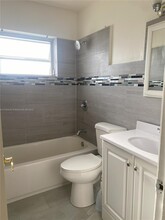 2407 Cleveland St, Unit 2407 in Hollywood, FL - Building Photo - Building Photo