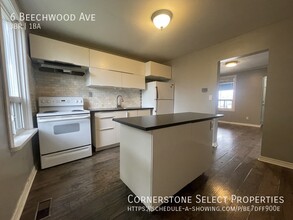 6 Beechwood Ave in Hamilton, ON - Building Photo - Building Photo