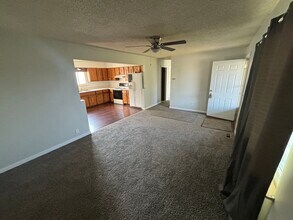 4403 Columbine Ave in Burton, MI - Building Photo - Building Photo