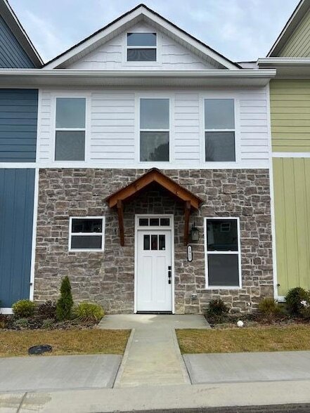 1913 Cypress Ln in Cleveland, TN - Foto de edificio