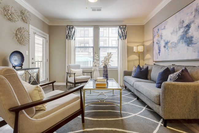 Reserve at LaVista Walk in Atlanta, GA - Building Photo - Interior Photo