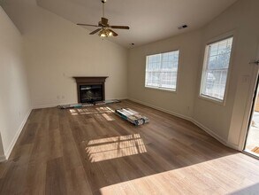 135 Glenwood Dr in Hubert, NC - Building Photo - Building Photo