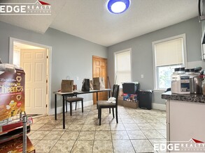 9 Harvard Ter, Unit 1 in Boston, MA - Building Photo - Building Photo