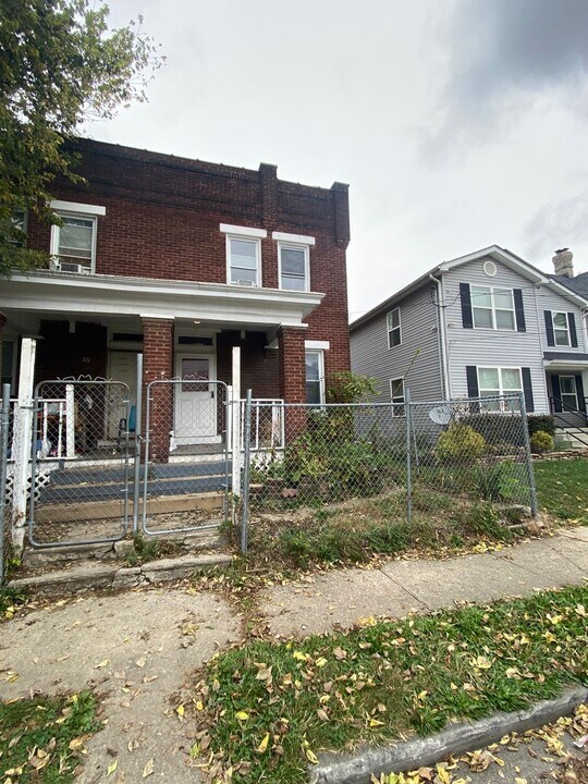 26-28-28 E Woodrow Ave in Columbus, OH - Building Photo