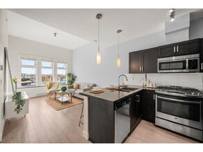 20078 Fraser Hwy in Langley, BC - Building Photo - Building Photo