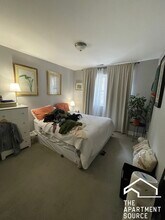 6978 N Greenview Ave, Unit 210 in Chicago, IL - Building Photo - Building Photo