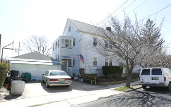 350 Williamson St in Elizabeth, NJ - Building Photo - Building Photo