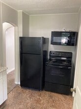 1318 S St Francis Ave in Wichita, KS - Building Photo - Building Photo