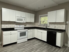 4246 Graceland Ave in Indianapolis, IN - Building Photo