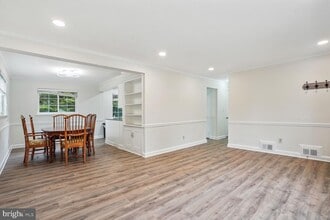 3826 Pickett Ct in Annandale, VA - Building Photo - Building Photo