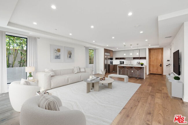 property at 725 Croft Ave