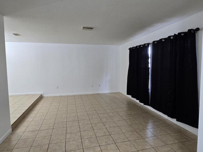 1420 Mariner Blvd in Spring Hill, FL - Building Photo - Building Photo